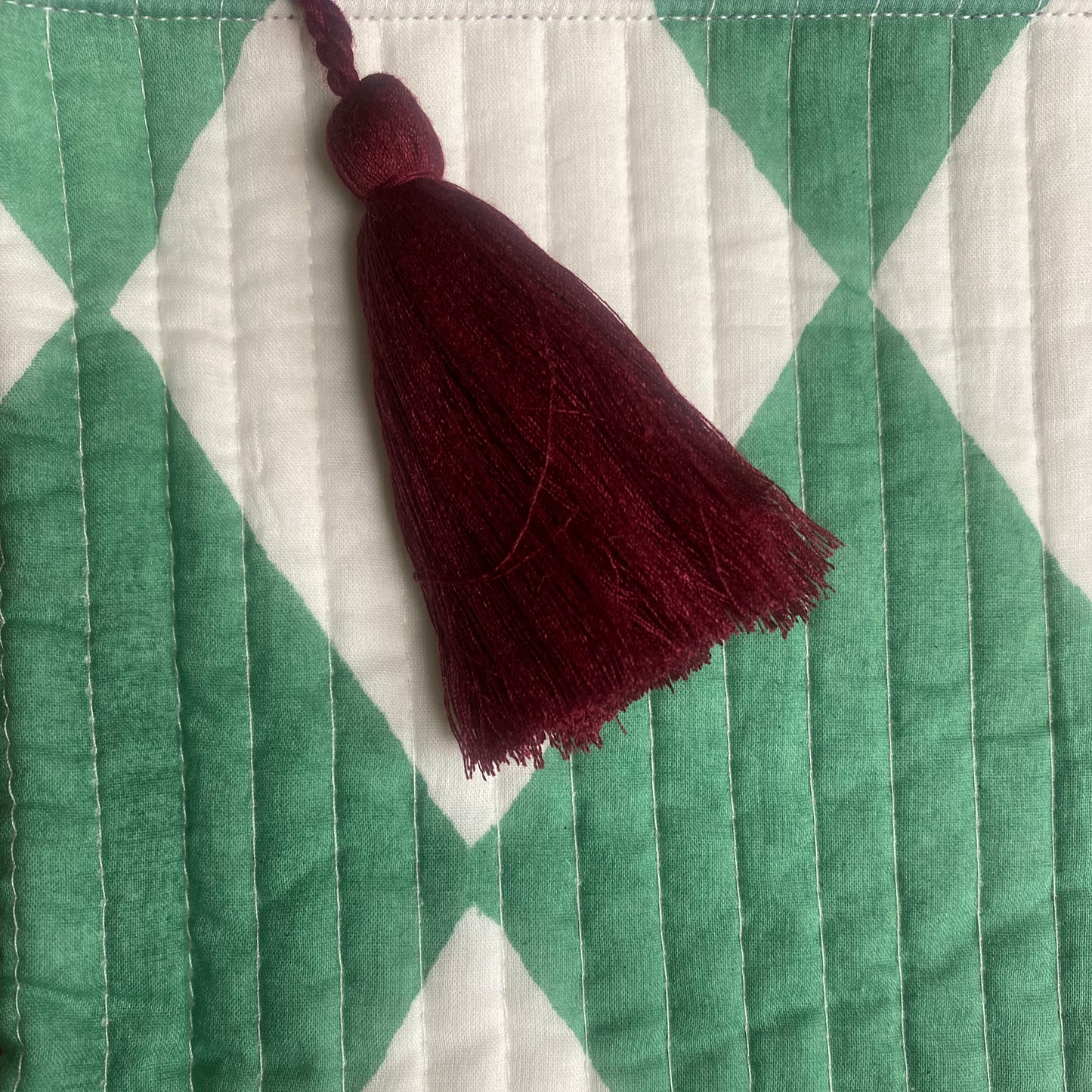 NECESER ROMBOS VERDE