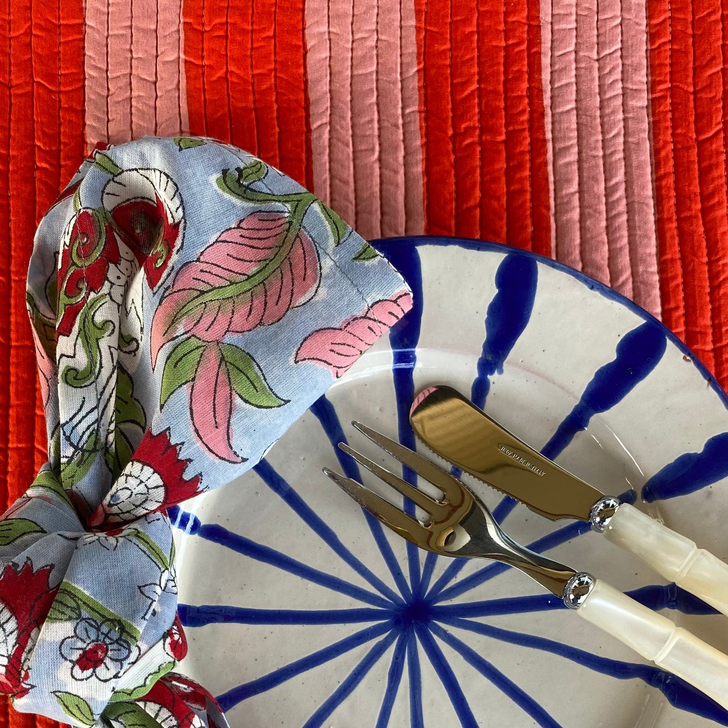 RAYA ANCHA CORAL Y ROSA, FLOR CORAL