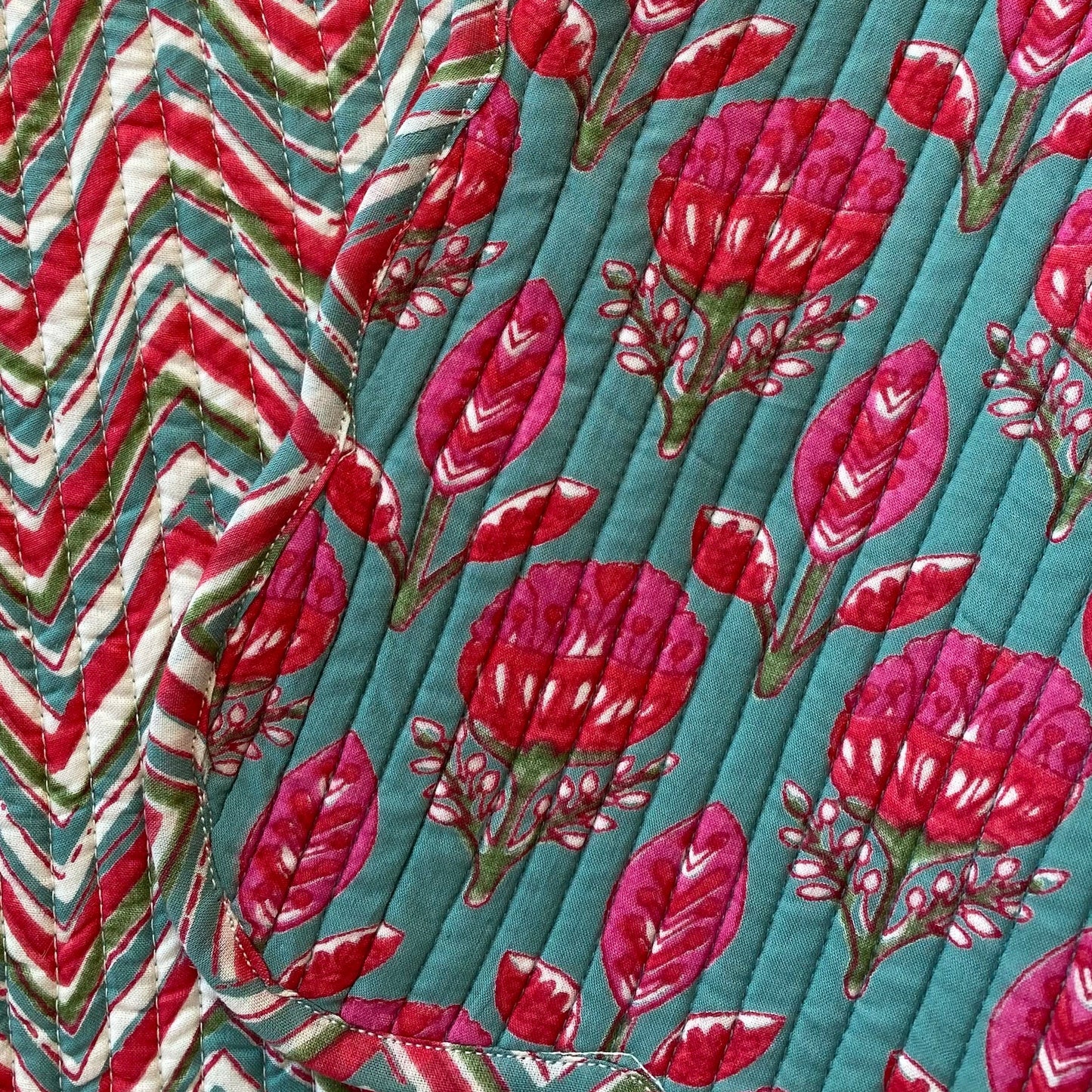 Turquesa y fucsia con zig zag