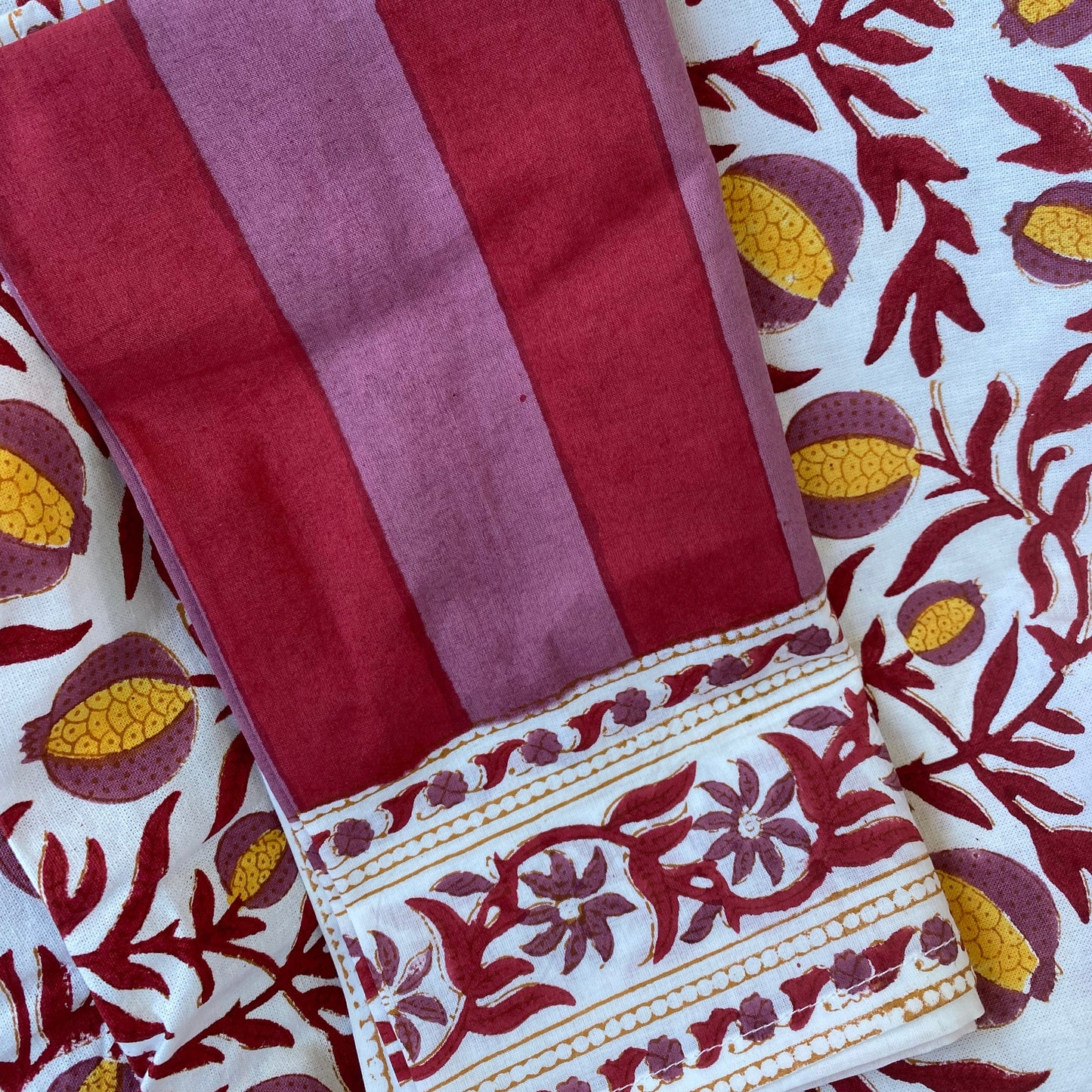 PACK 4 SERVILLETAS  RAYAS ROSA CON FLOR