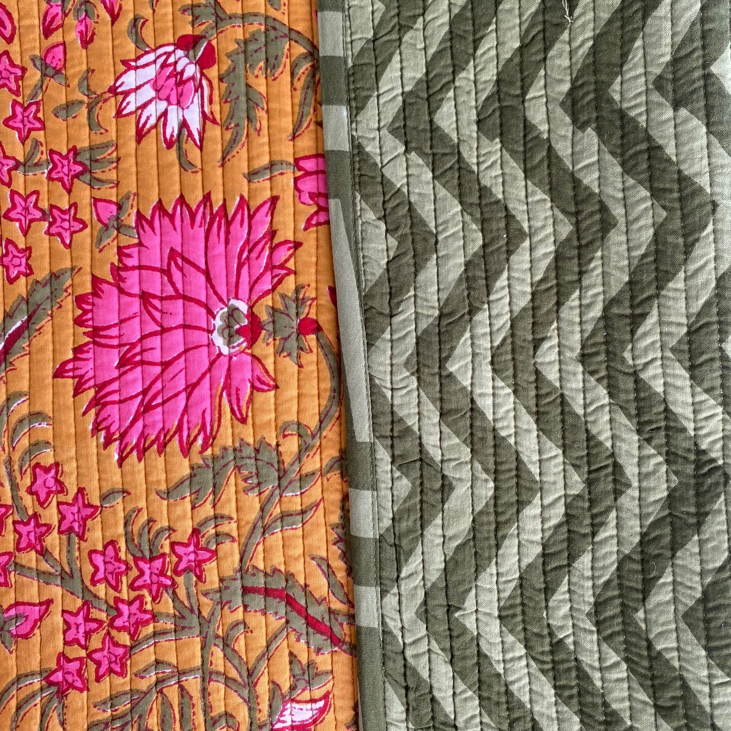 ZIG ZAG CON FLOR FUCSIA Y OCRE