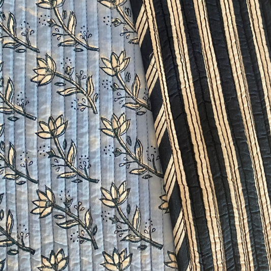 FLOR AZUL Y RAYA MARINO