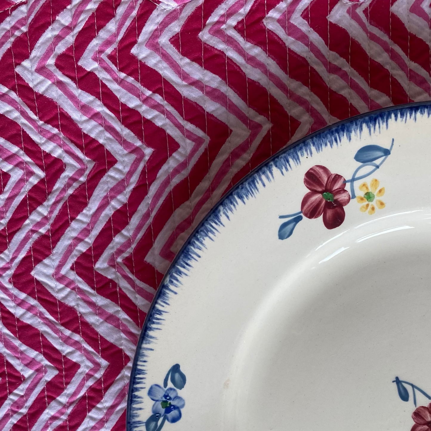 GRANADAS FUCSIA Y AZUL CON ZIG ZAG
